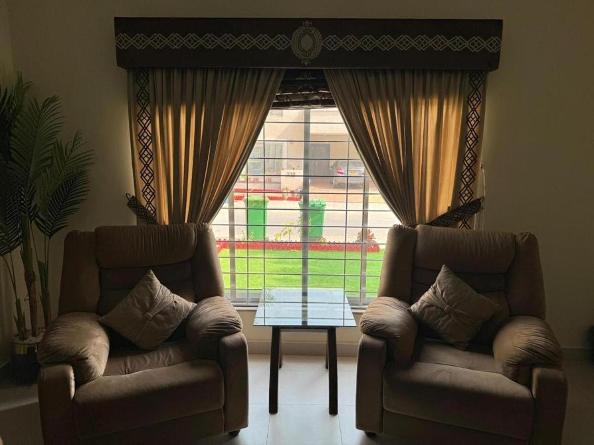 Thomas Guest House Islamabad Exteriör bild
